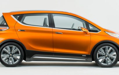 Chevrolet anuncia Bolt, o “elétrico popular”, no Salão do Automóvel