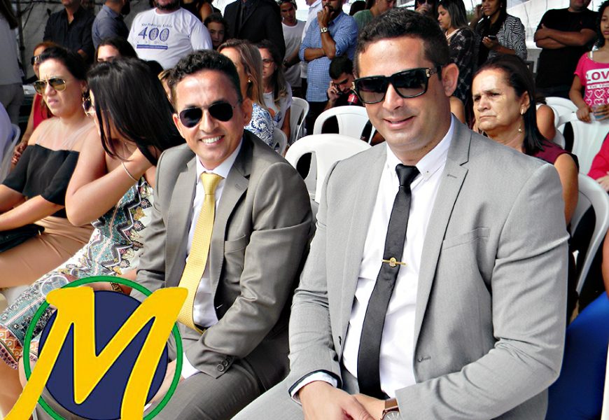 DESFILE CÍVICO EM HOMENAGEM AOS 400 ANOS DE SÃO PEDRO DA ALDEIA DESFILE CÍVICO EM HOMENAGEM AOS 400 ANOS DE SÃO PEDRO DA ALDEIA