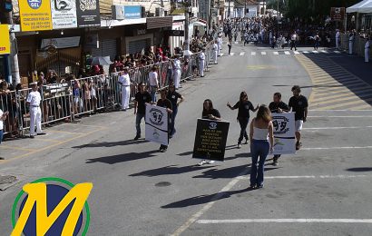 Desfile Cívico que celebrou 402 anos de São Pedro da Aldeia Tem o Menor Público dos Últimos Anos