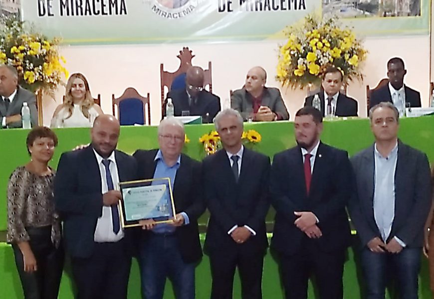 DR KAFURU É HOMENAGEADO COM O TÍTULO DE CIDADÃO MIRACEMENSE