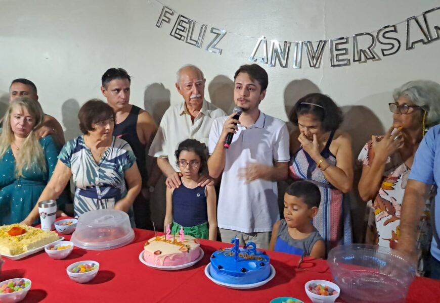 DAVIZINHO COMPLETA 23 ANOS AO LADO DA FAMÍLIA E DE CENTENAS DE AMIGOS